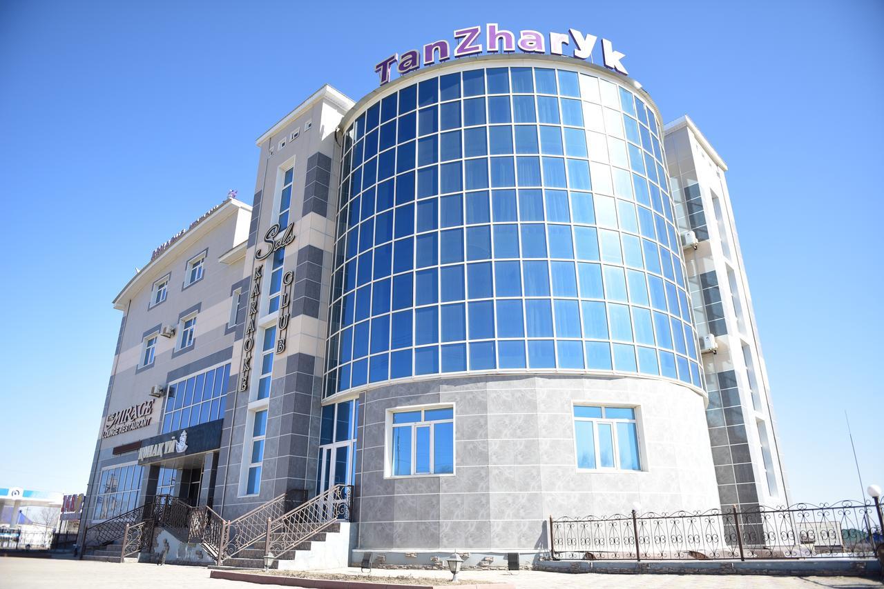 Tanzharyk Hotel Aktobe Exterior foto