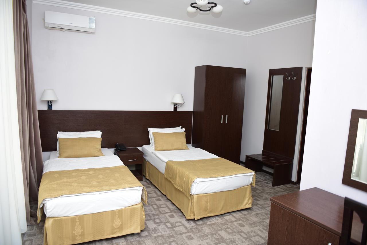 Tanzharyk Hotel Aktobe Exterior foto